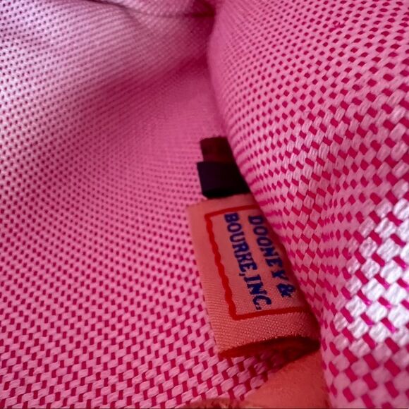 Dooney and Bourke all over logo Tote purse - Picture 4 of 6